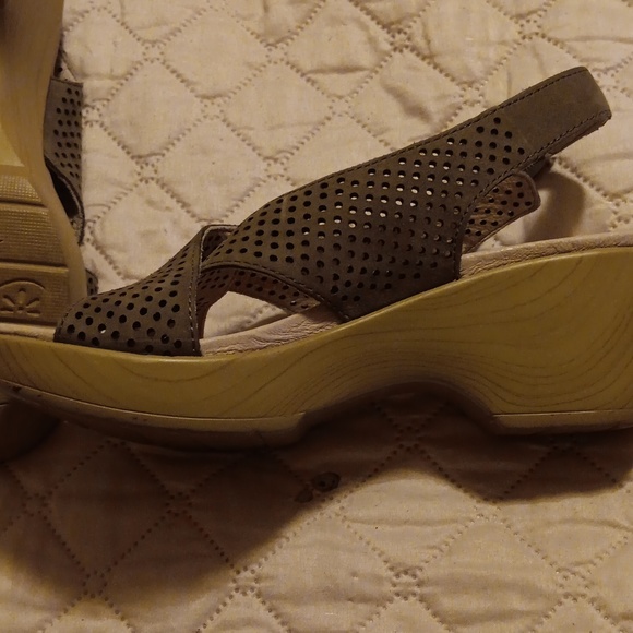 Dansko Sandals Size 5.5 - Picture 4 of 4